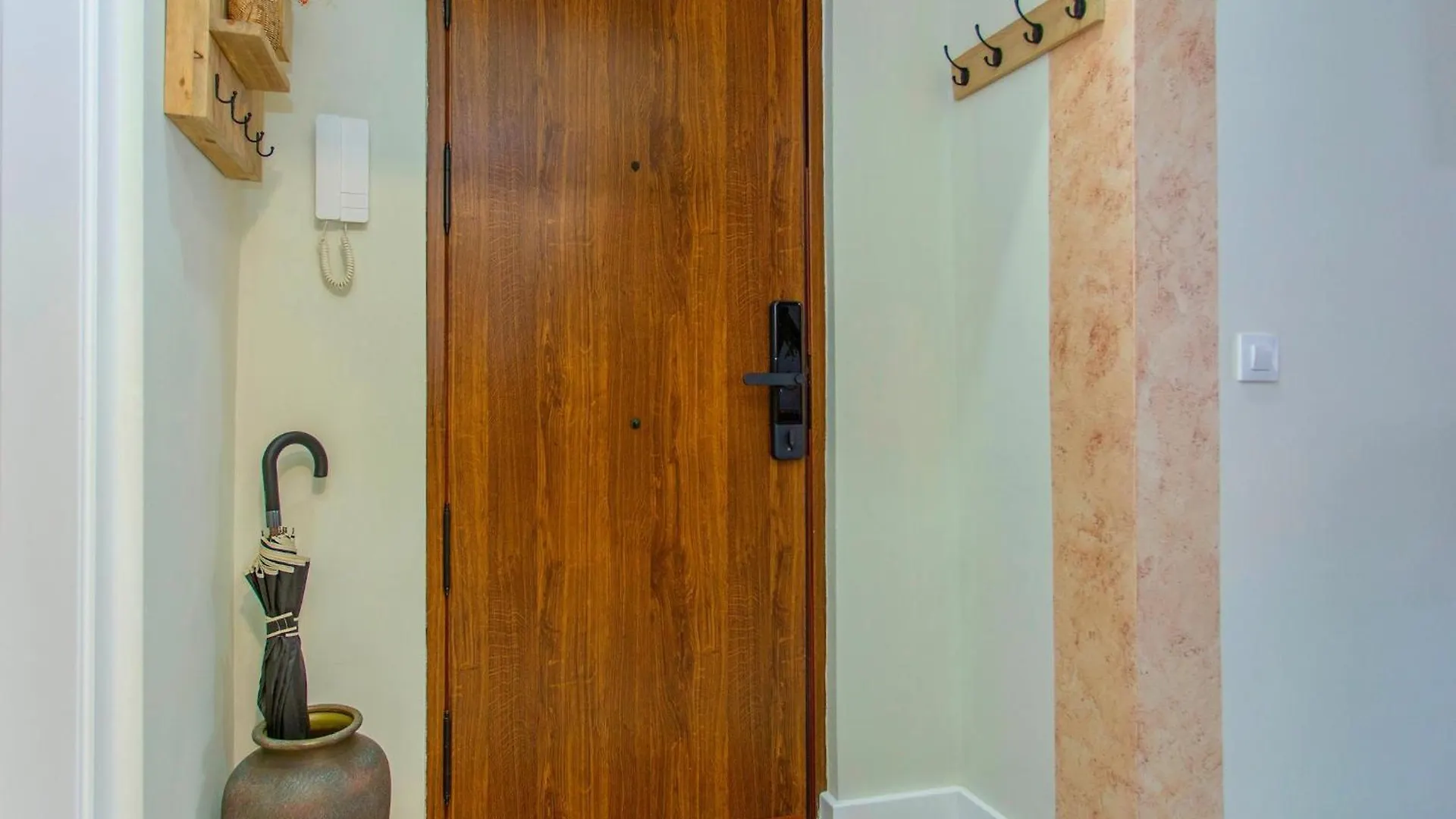 Wehostcostaluz Le Petit Palace Catedral Con Parking Gratuito Jerez de la Frontera Apartment